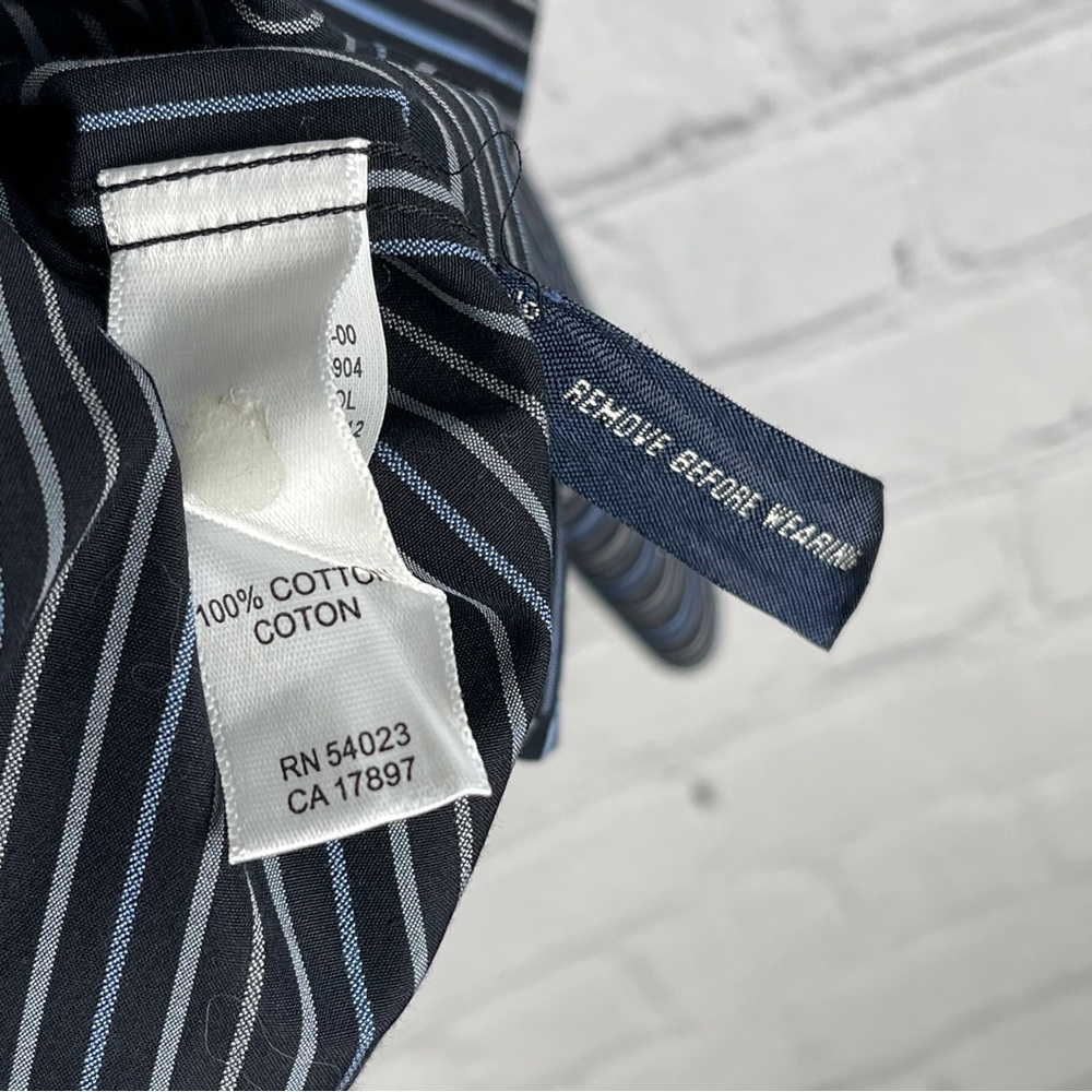 BANANA REPUBLIC men's cotton dark blue with pinstripe button-up shirt, size L - Picture 4 of 5